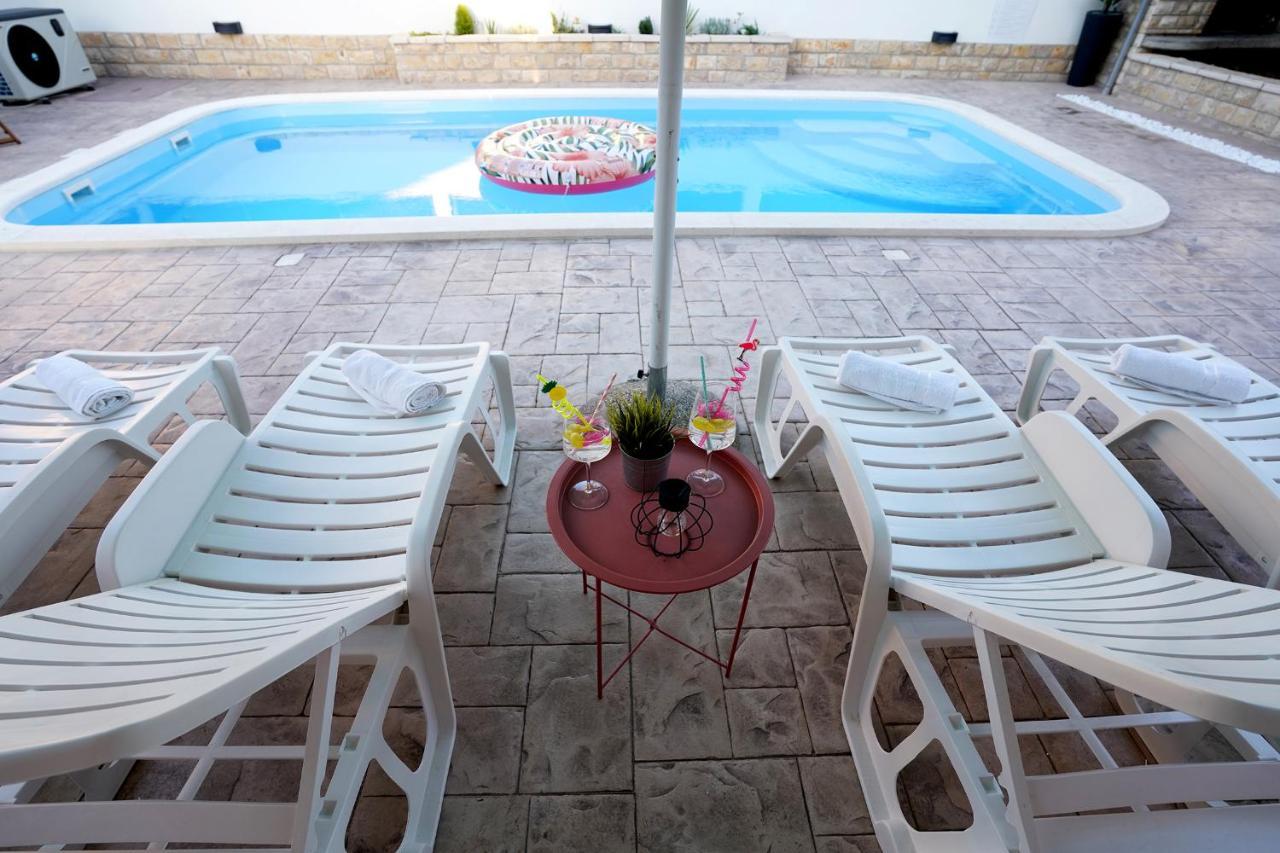 Villa Tago With Heated New Pool Kaštela Eksteriør billede